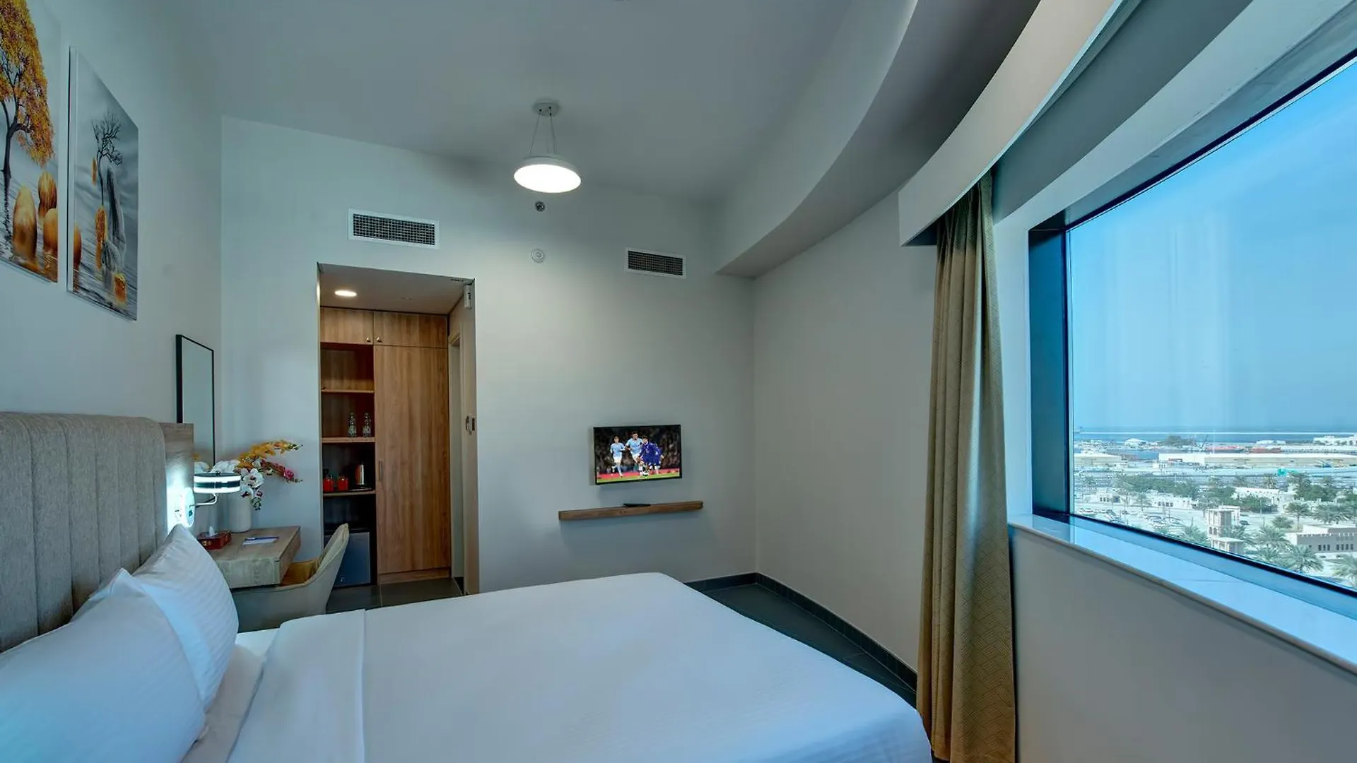 Wescott Hotel Dubai