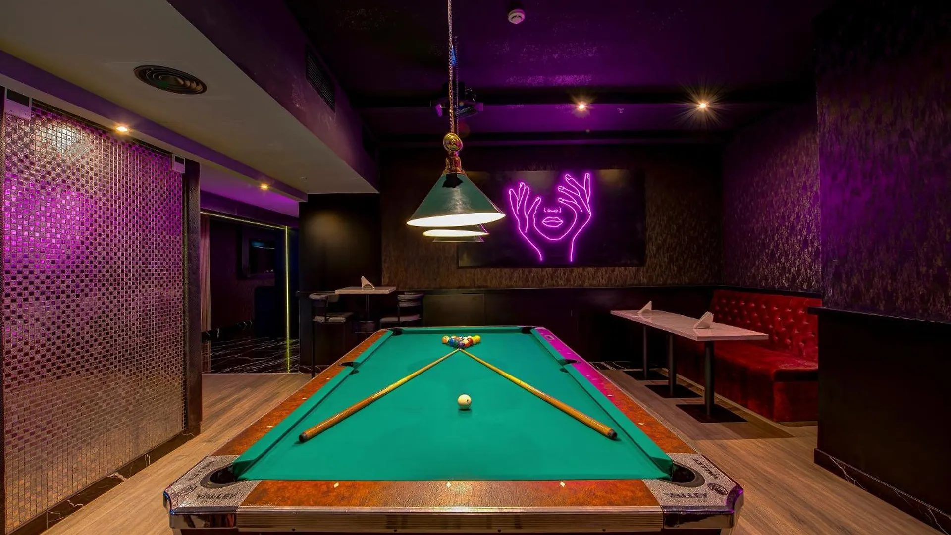Wescott Hotel Dubai