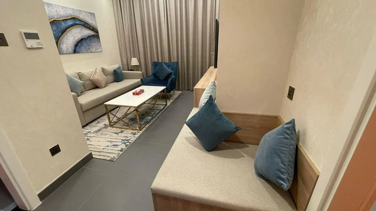 Wescott Hotel Dubai